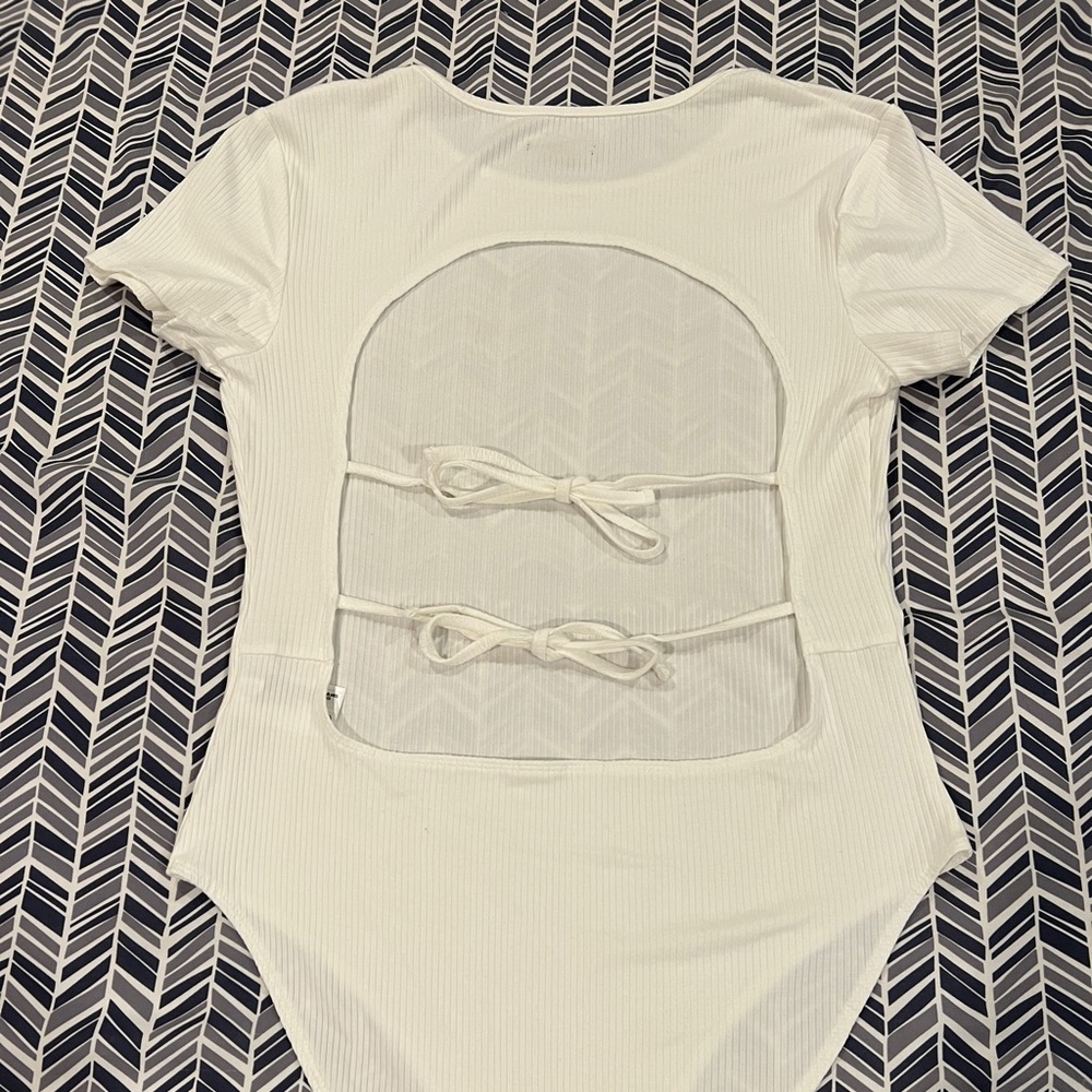 Open back body suit